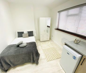 Room in a Shared House, Bencroft Road, SW16 - Photo 3