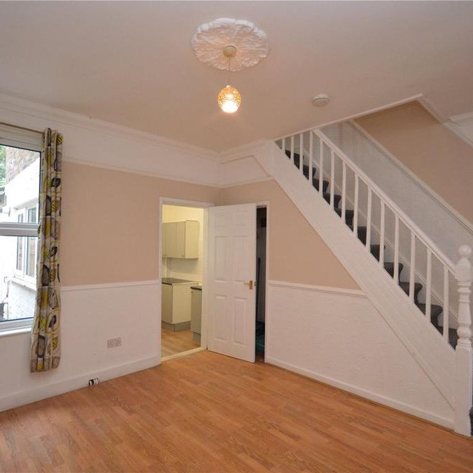 3 bedroom terraced house to rent - Photo 1