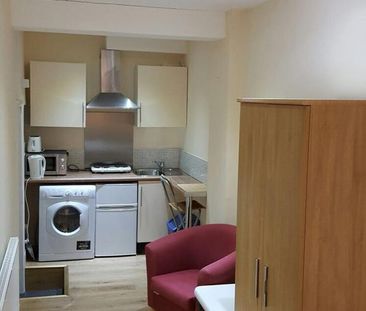 Studio to rent - Photo 4