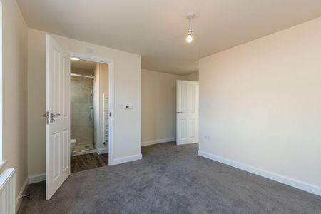 3 bedroom detached house to rent - Photo 4