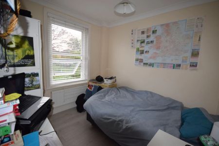 To Rent Acland Road, Charminster, Bournemouth, BH9 £2,250 pcm Tenancy Info - Photo 4