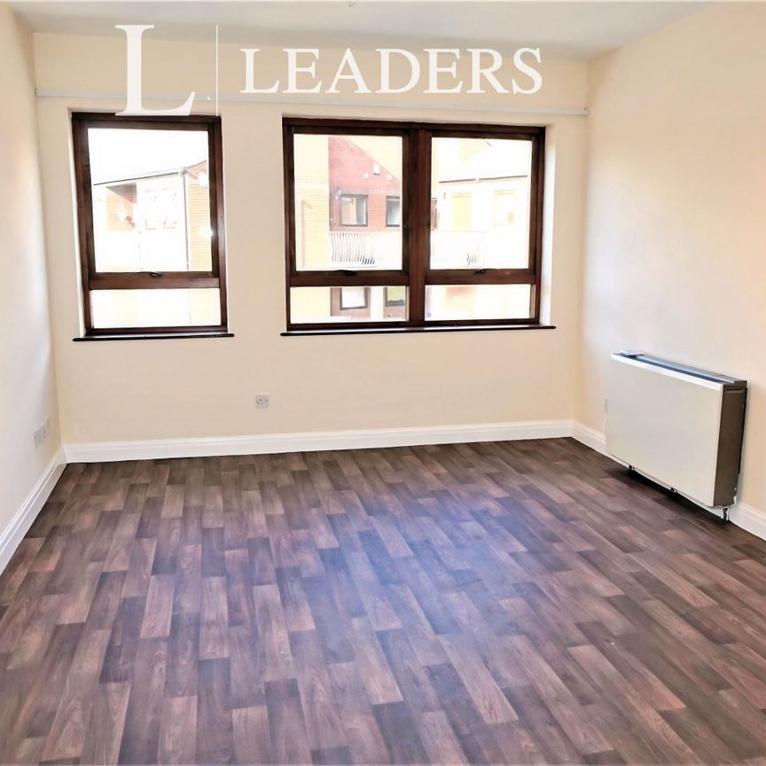 2 bedroom apartment to rent Tomlinson Court, Harborough Road, Leicester, LE2 - Photo 1