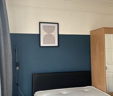 Room in a Shared House, Newcombe Road, SO15 - Photo 1