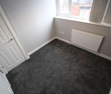 Broughton Avenue, Leeds, LS9 - Photo 5