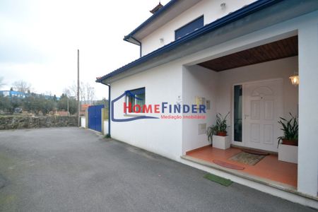 Moradia T3+1 em Viana do Castelo - Photo 2