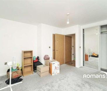 Farnborough Road, Farnborough, Hampshire, GU14 - Photo 5