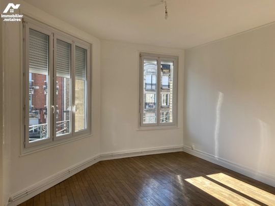 Appartement de standing situé proche du centre ville de Charleville-Mézières comprenant: - e... - Photo 1