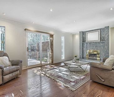 For Lease - 17 Twin Circle Court Unit# Main & Upper, Toronto, Ontario - Photo 3