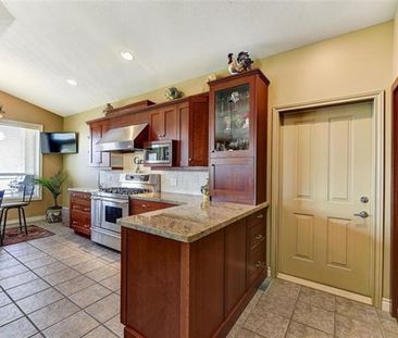 4 bed/3 bath West Kelowna - Photo 3