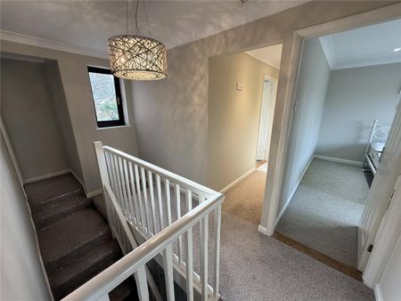 5 bedroom detached house to rent - Photo 5