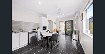 Brand New 2Bedroom Home+ 1 Garage + Free Wi-Fi (Furnished) - Photo 2