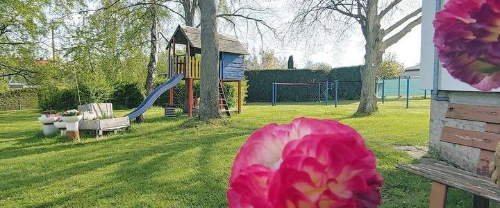 Helle und Schöne 2-Raumwohnung in ruhiger Lage mit Einbauküche - Foto 1