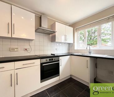 Chorley Road, Swinton, Salford, M27 - Photo 4