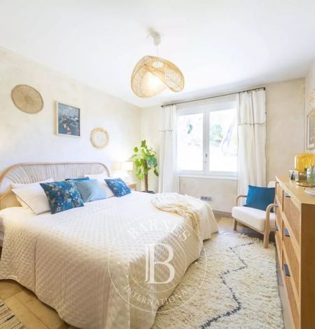 Maison • Le Tholonet - Photo 2