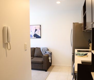 421 Queen Street – 3 - Photo 3