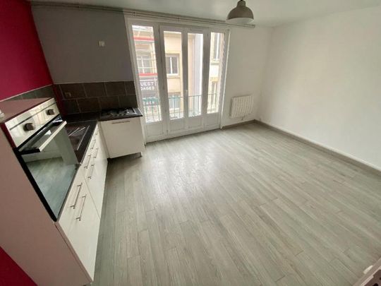 Location Appartement 3 pièces 55m² CHERBOURG-EN-COTENTIN 50100 - Photo 1