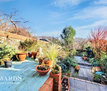 4 bedroom terraced house to rent - Photo 2