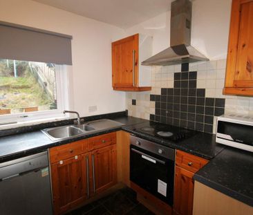 4 bedroom detached house to rent - Photo 5