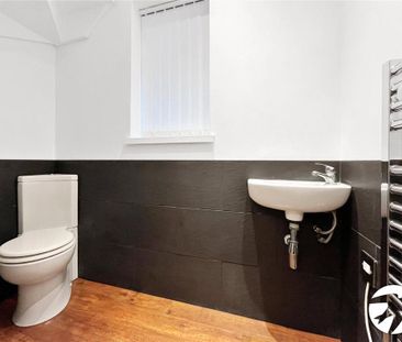 3 bedroom detached house to rent - Photo 2