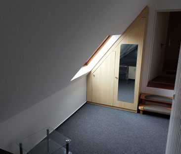 „Vollmöblierte Dachgeschosswohnung - ideal für Pendler - frisch ren... - Foto 4