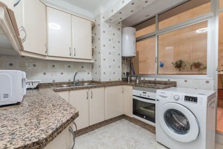 Pasaje Pezuela, Málaga, Andalusia 29010 - Photo 3