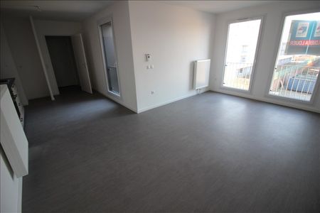 Location Appartement 2 pièces 47m² - Photo 2
