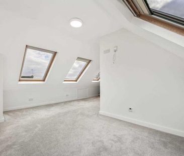 3 bedroom maisonette to rent - Photo 2