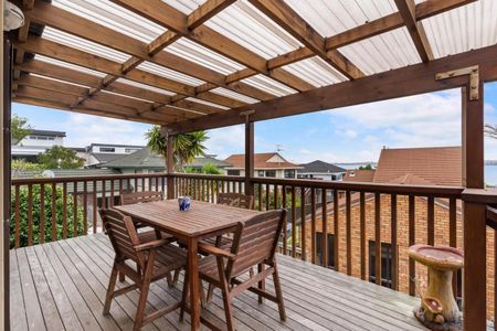 Space with MacLeans College Zone,4 bedrooms, 3 ... - Photo 4