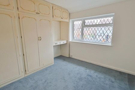 Wendover Rise, Coventry - Allesley Park Location - Photo 4