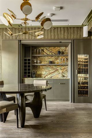 South Street, W1K - Photo 2