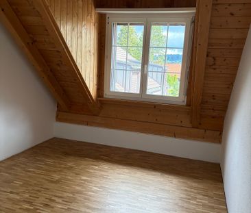 Charmante renovierte 6-Zimmer-Maisonette-Wohnung - Photo 6