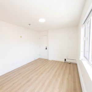 1½ Semi-meublé – Rachel Est - Photo 3