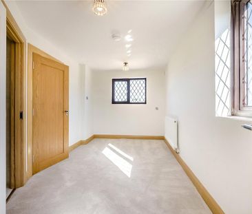 4 bedroom detached house to rent - Photo 3