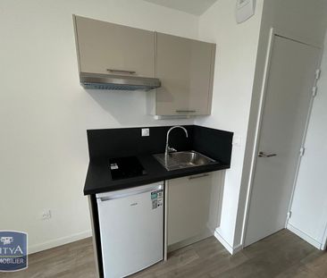 Location Appartement 1 pièce 31m² COMPIEGNE 60200 - Photo 3