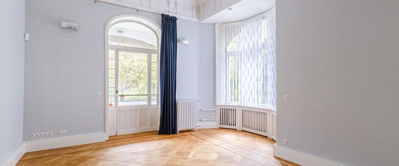 Exklusive Altbau-Wohnung mit Garten in besonders begehrter Wohnlage - Foto 1