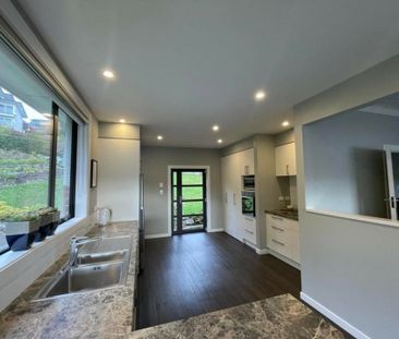 A piece of paradise - furnished and fabulous! - Photo 3