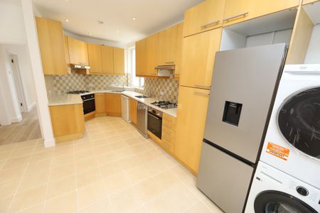 Highfield Gardens Golders Green NW11 - Photo 4