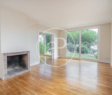 5 bedroom luxury Villa for rent in Barcelona, Spain - Photo 4