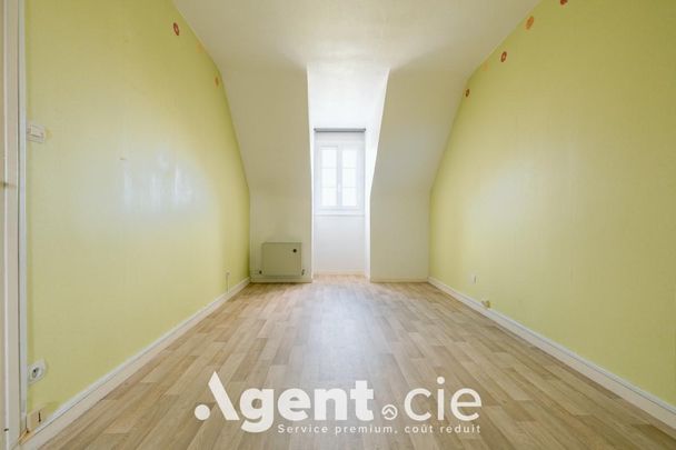 Duplex/Triplex - Photo 1