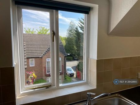 2 bedroom flat to rent - Photo 4