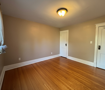 $1,999 / 2 br / 1 ba / 21 Barnesdale ave S - Photo 1
