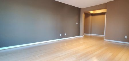 For Lease - 8 Park Road Unit# 2910, Toronto, Ontario - Photo 2