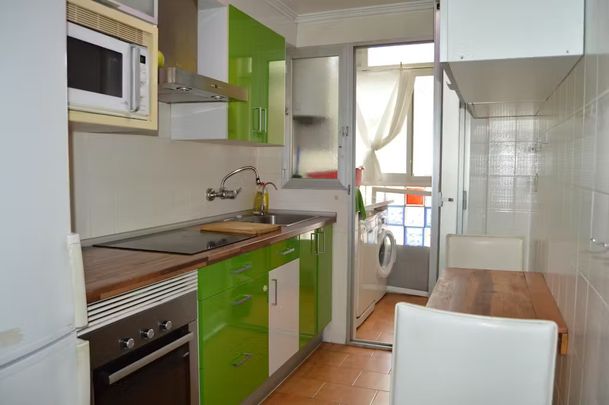 Carrer dels Lleons, Valencia, Valencian Community 46022 - Photo 1