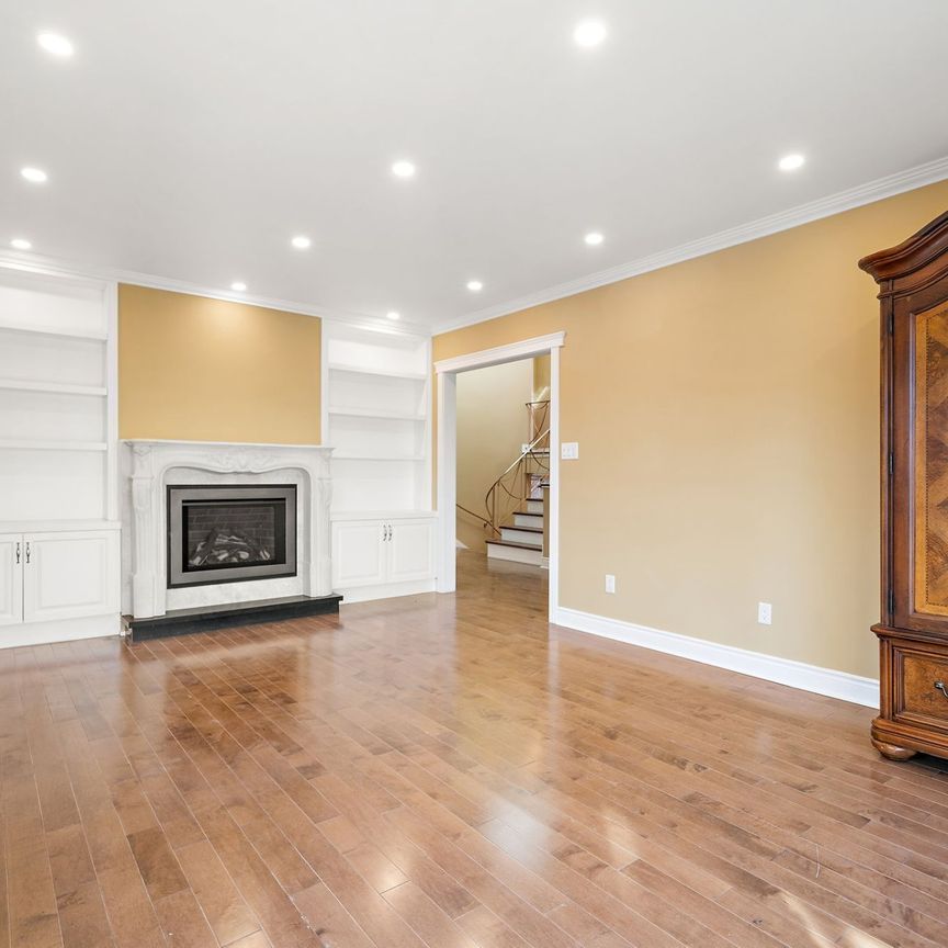 Maison à paliers multiples à louer à Westmount - Photo 1