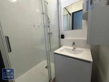 Location Appartement 4 pièces 64m² LE MANS 72000 - Photo 2