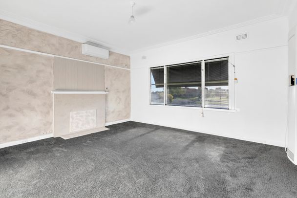 1/34 Sturdee Street, Reservoir VIC 3073 - House For Rent | Domain - Photo 1