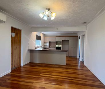 Tidy Family Living in a Sought After Patumahoe Location - Photo 3