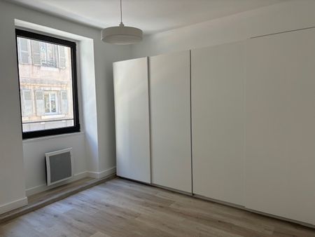 Location appartement Marseille 1er (13001) - Photo 5