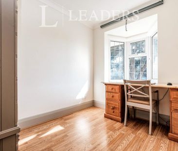 4 bedroom terraced house to rent - Photo 5