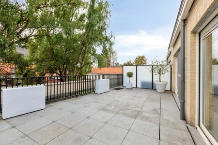 Ruim appartement met 2 slpks, parkeerplaats en dubbele garagebox in Mol-centrum ! - Photo 4